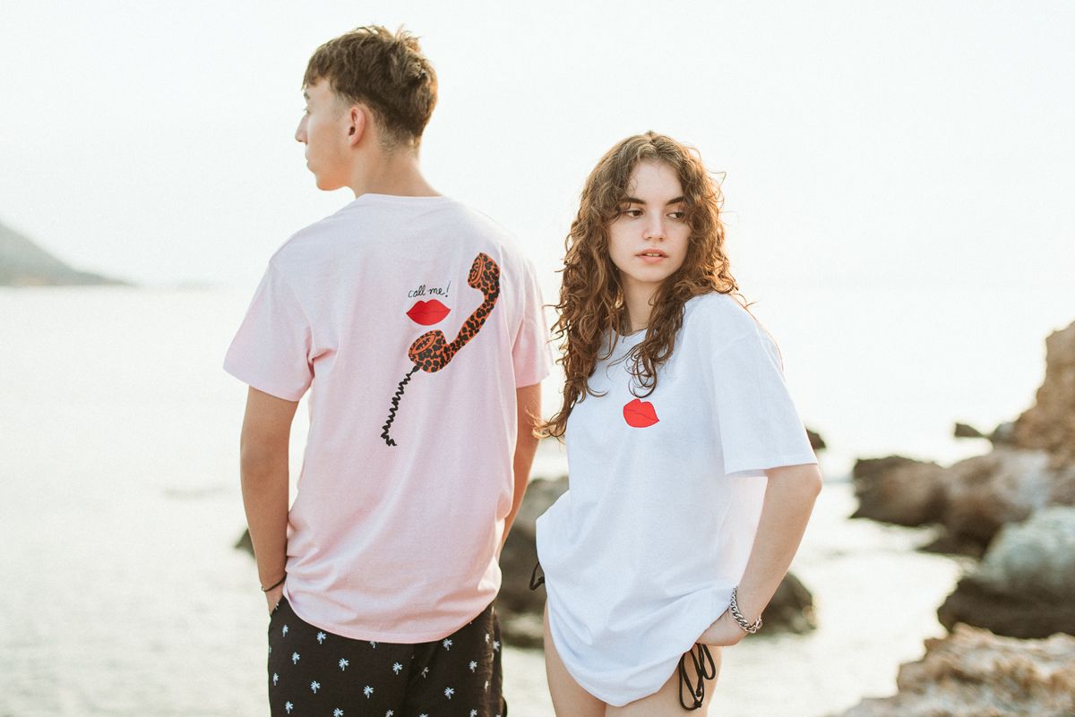 T-SHIRT